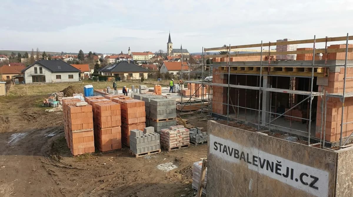 Stavební materiál Týnec nad Labem — porovnáme a ušetříme